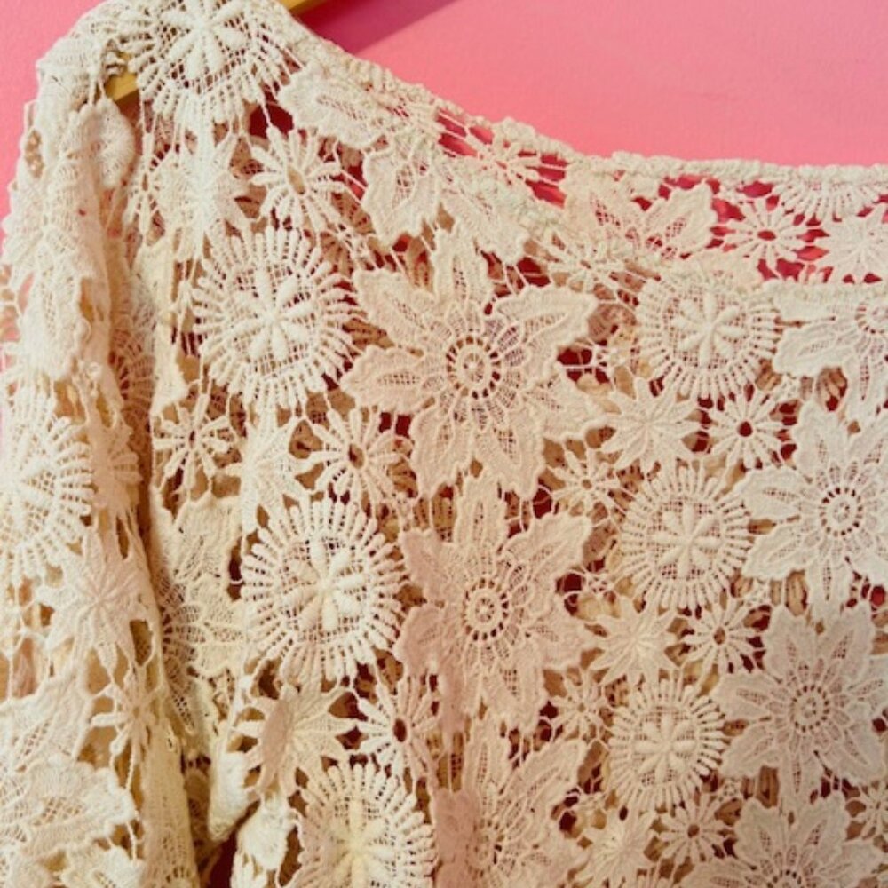 Elmwood Textiles (Etsy) Bell Sleeve Vintage Lace Mini Dress - M - Picture 4 of 7